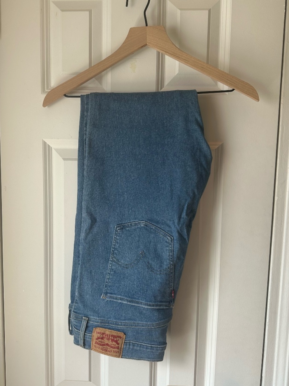 Levi's Women's Mile High Super Skinny - W33 L30